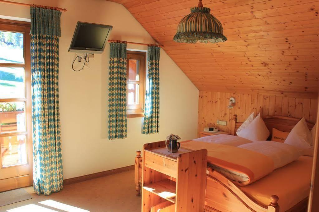 Unterwirt Apartamento Bad Kleinkirchheim Exterior foto